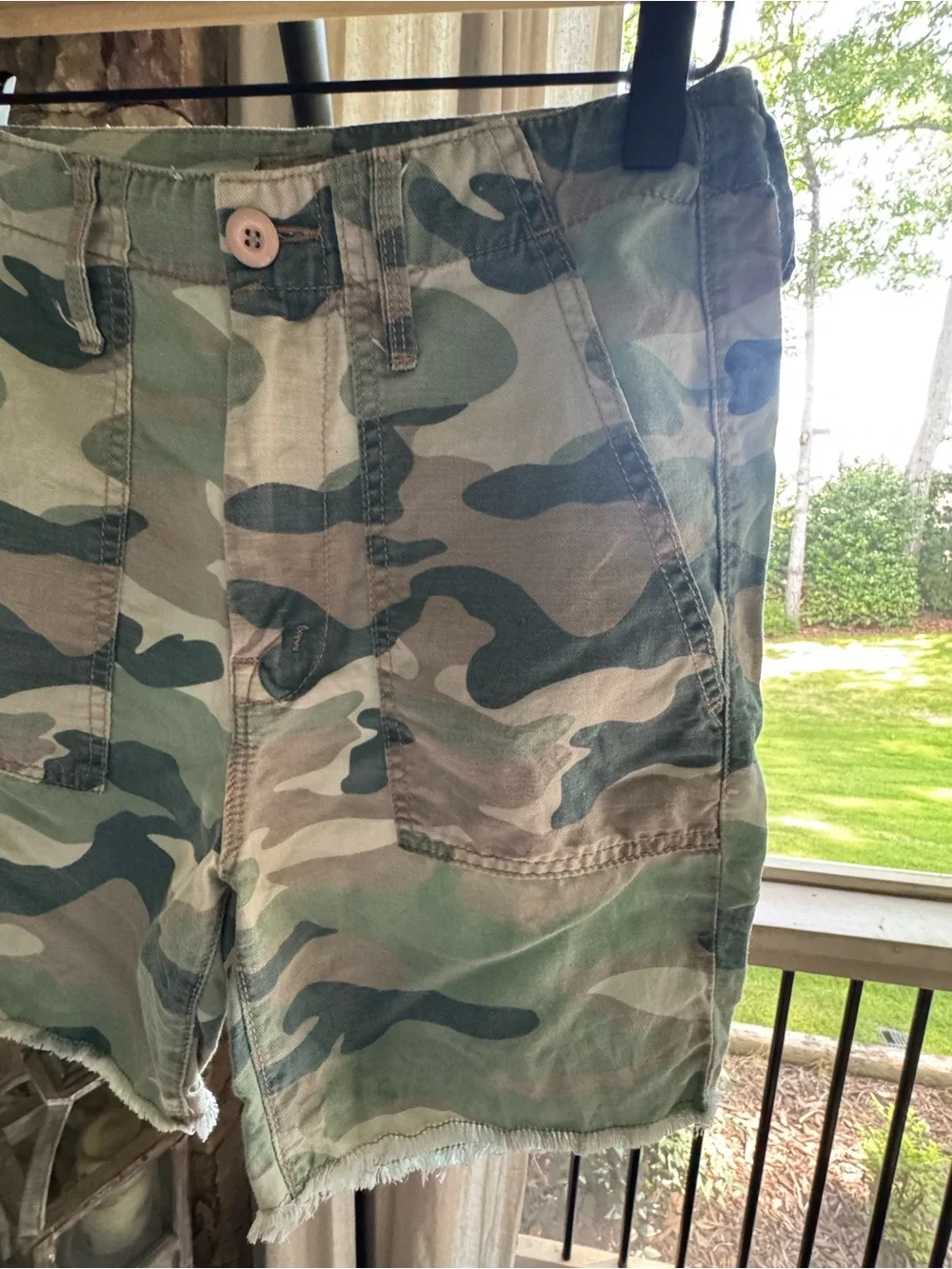 MOTHER Camouflaged High-Rise Frayed Hem Shorts in Green & Tan - Picture 11 of 16